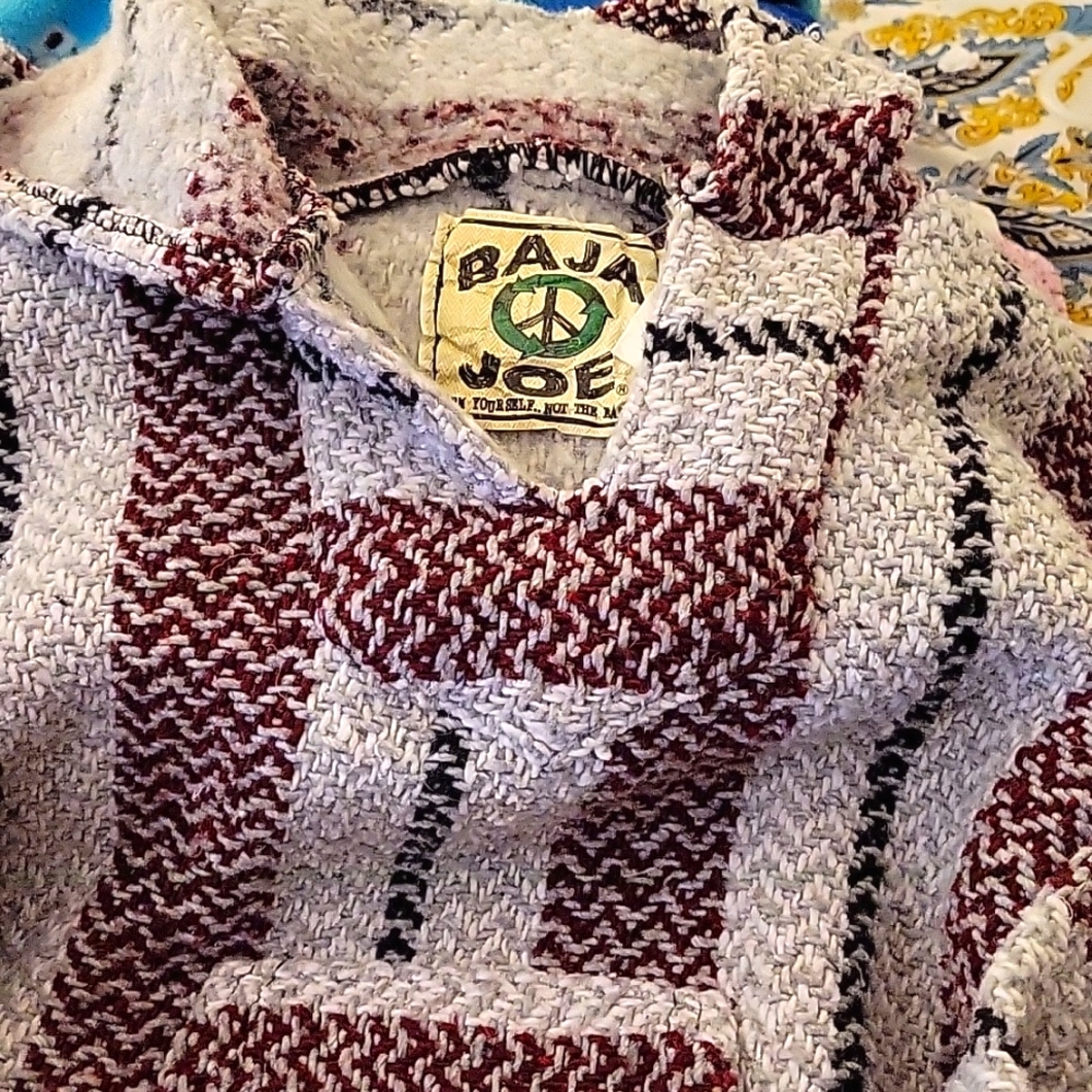 Baja Joe Mexican surfer Hoodia never worn size kids large